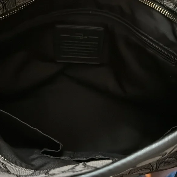 AUTHENTIC COACH PURSE EXCELLENT CONDITION